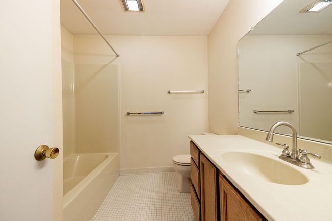 APT-42 - 8597 Mathias Dr, Condo with 2 bedrooms, 2 bathrooms and null parking in Grosse Ile MI | Image 20