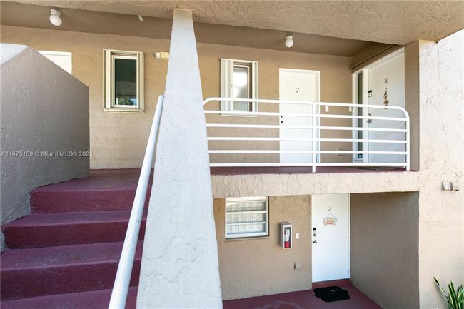 APT-7 - 2790 W 60 Th St, Condo with 2 bedrooms, 2 bathrooms and null parking in Hialeah FL | Image 34