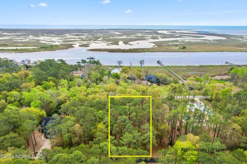 9035 Ocean Harbour Golf Club Rd, Calabash, NC, 28467-3022 | Card Image