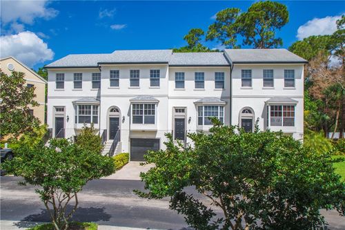 apt-102-1670 42nd Sq, Vero Beach, FL, 32960-0550 | Card Image