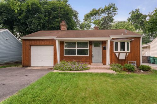 270 Lagoon Dr, Northfield, IL, 60093-3511 | Card Image