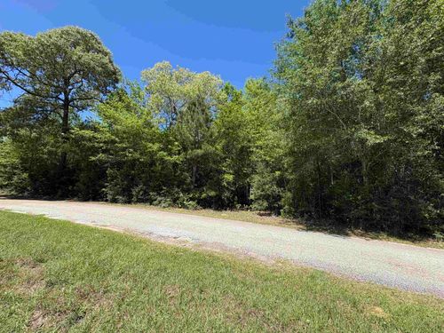 000 E Williford, Kountze, TX, 77625 | Card Image