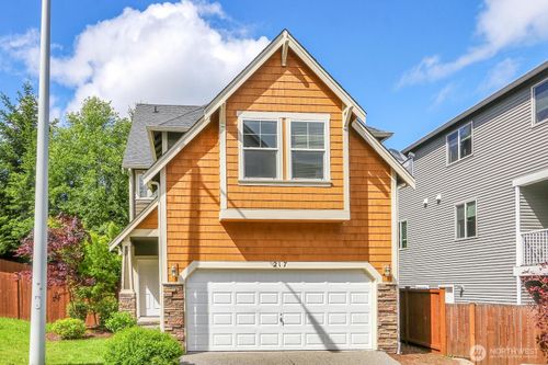 217 125th Pl Se, Everett, WA, 98208-6467 | Card Image
