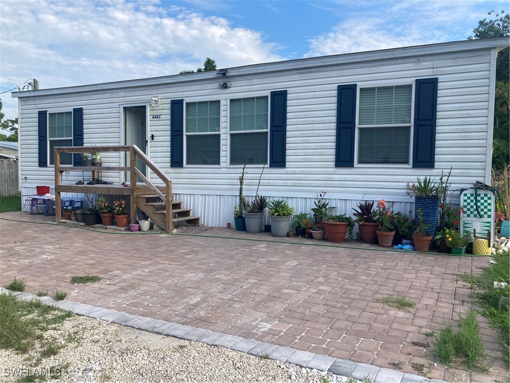 Palmcrest Ln, Fort Myers, FL 33908