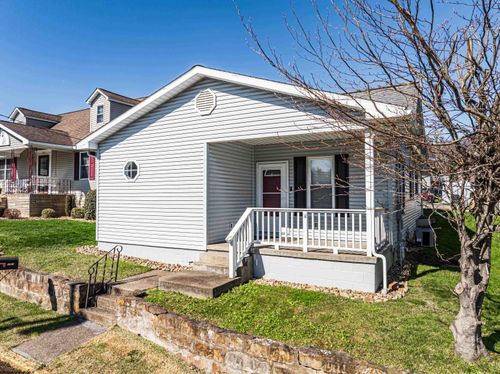 1337 Sabraton Ave, Morgantown, WV, 26505-5832 | Card Image