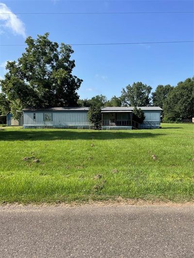 242 S Clyde Clifton Road, House other with 3 bedrooms, 2 bathrooms and null parking in Livingston TX | Image 1