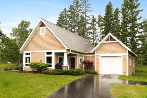 430-563 Larsmont Way, Two Harbors, MN, 55616-4045 | Card Image