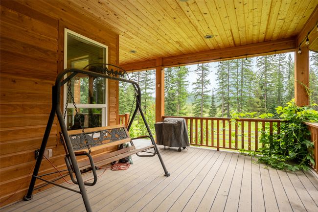 View of wooden terrace | Image 28