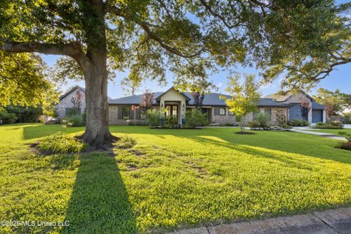 927 N Shore Drive, Biloxi, MS, 39532 | Card Image