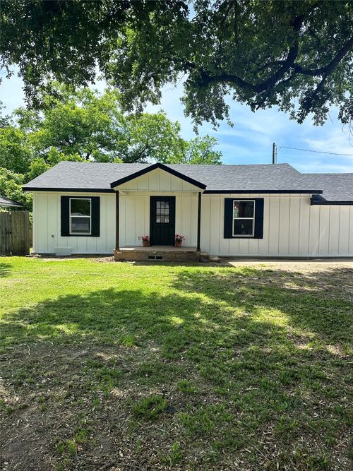 1047 Davis St N, Sulphur Springs, TX, 75482-2079 | Card Image