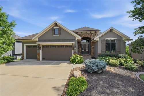 10423 W 168th Ter, Overland Park, KS, 66221-4597 | Card Image
