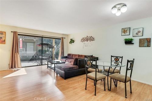 204-424 Orange Blossom, Irvine, CA, 92618-4433 | Card Image