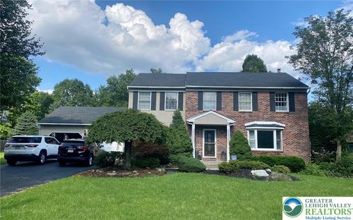 4230 Gloria Ln, BETHLEHEM, PA, 18017-9397 | Card Image