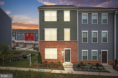 8648 Walter Martz Rd, FREDERICK, MD, 21702-2388 | Card Image