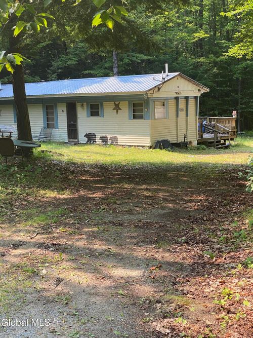 232 Mud St, Athol, NY, 12810-2533 | Card Image