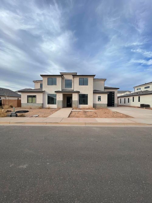 3089 E 2110 S, St. George, UT, 84790-2383 | Card Image