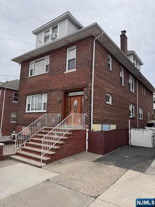519 73rd St, North Bergen, NJ, 07047-5474 | Card Image