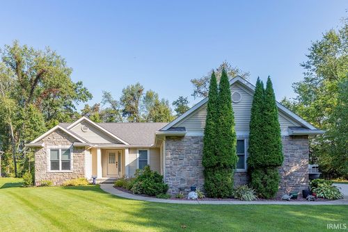 24407 Desert Lark Ct, Elkhart, IN, 46514-8160 | Card Image