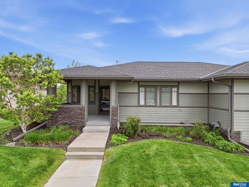 595 Penrose Drive, Lincoln, NE, 68521 | Card Image