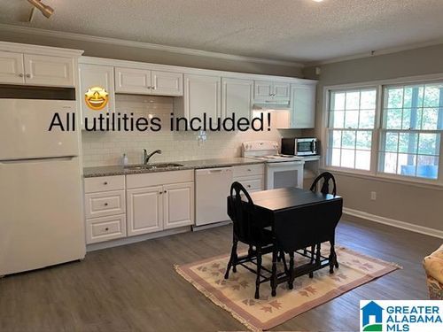 2651 Swiss Ln, HOOVER, AL, 35226-2362 | Card Image