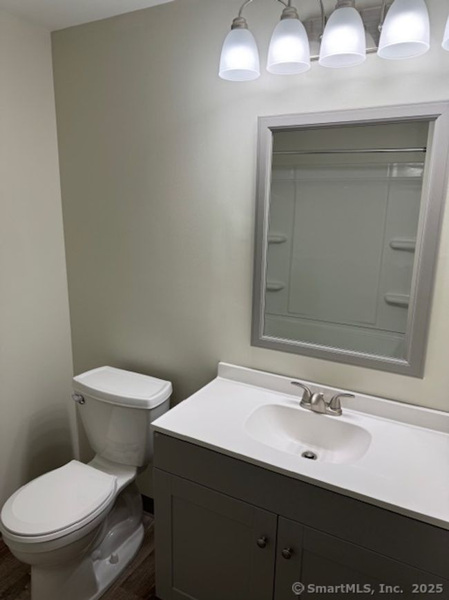 2 - 346 S Main St, Home with 2 bedrooms, 1 bathrooms and 1 parking in Middletown CT | Image 13