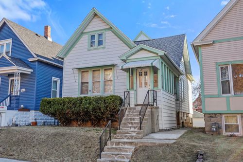 1522 S 32nd St, Milwaukee, WI, 53215-1906 | Card Image