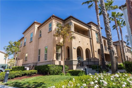 11220 Paseo Sonesta, Porter Ranch, CA, 91326-4559 | Card Image