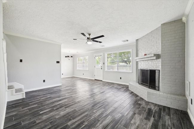 1804 Sleepy Creek Way, House other with 4 bedrooms, 2 bathrooms and 2 parking in Pearland TX | Image 13