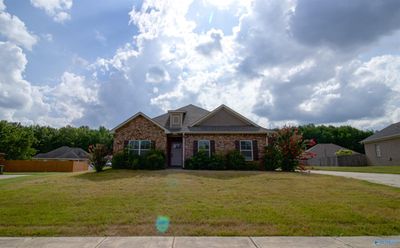 108 Birch Falls Drive, House other with 4 bedrooms, 2 bathrooms and null parking in Hazel Green AL | Image 2