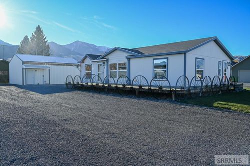 400 E White Knob Street, Mackay, ID, 83251 | Card Image