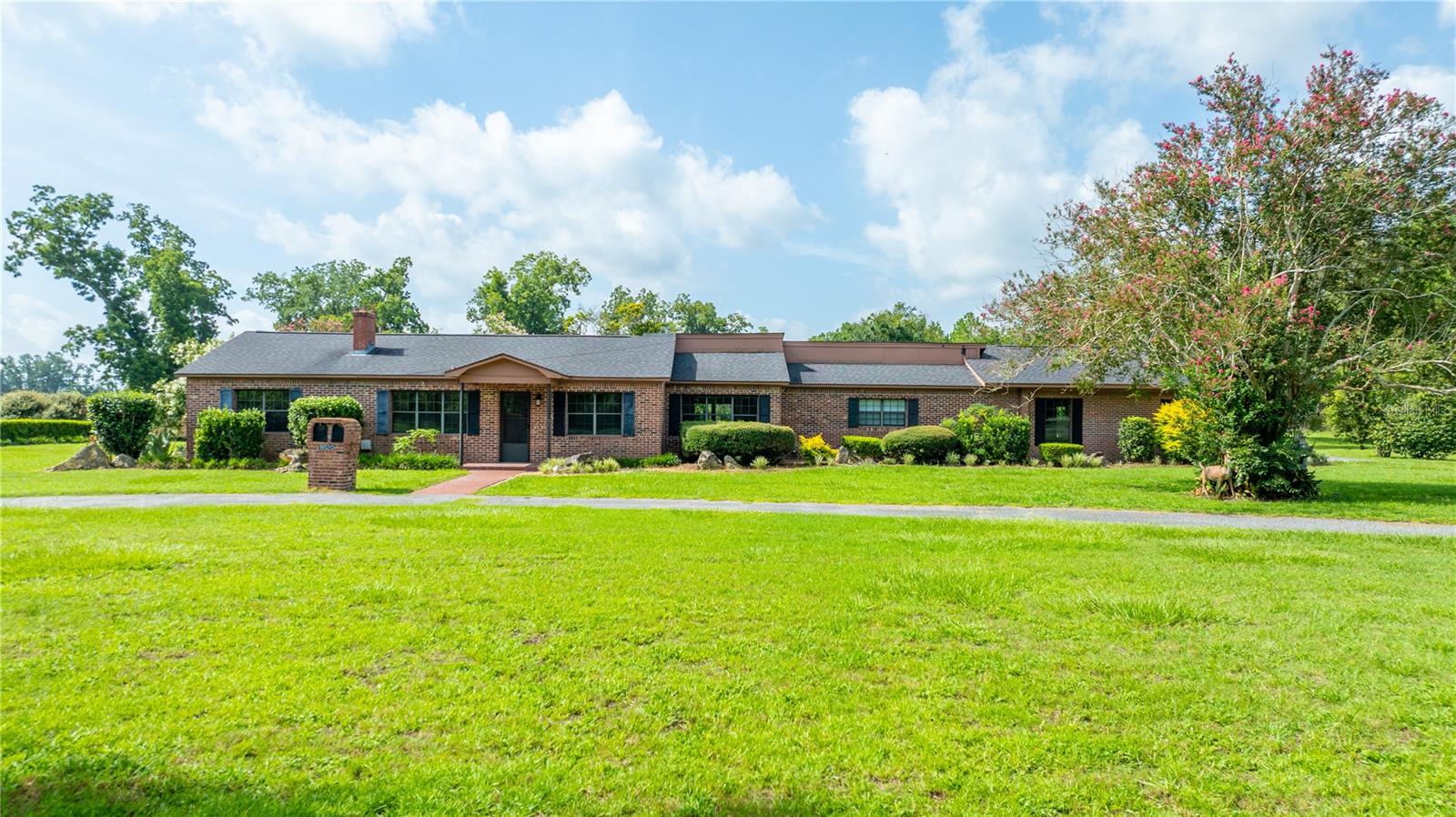 Residential in LIVE OAK 5