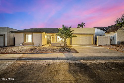 916 E Bluefield Avenue, Phoenix, AZ, 85022 | Card Image