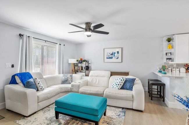 2013 Wilkins Ave, Townhouse with 2 bedrooms, 1 bathrooms and null parking in West Palm Beach FL | Image 7