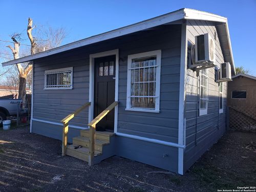 534 Sharmain Pl, San Antonio, TX, 78221-1848 | Card Image