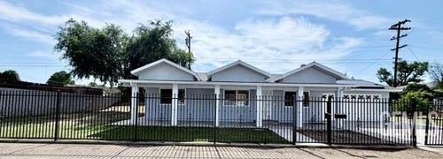 1105 S Oleander Avenue, Bakersfield, CA, 93304 | Card Image