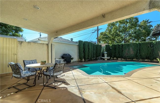 251 N Whitnall Hwy, House other with 4 bedrooms, 3 bathrooms and 4 parking in Burbank CA | Image 39