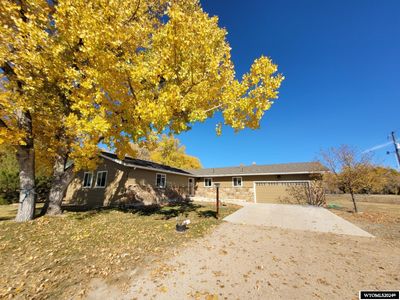 307 Brubaker Road, House other with 3 bedrooms, 2 bathrooms and null parking in Glenrock WY | Image 2