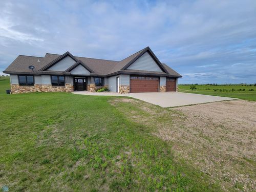 11003 Eagles Nest Dr, Audubon, MN, 56511-9664 | Card Image