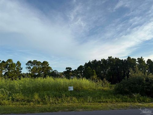 2754 Bay St, Gulf Breeze, FL, 32563-3610 | Card Image
