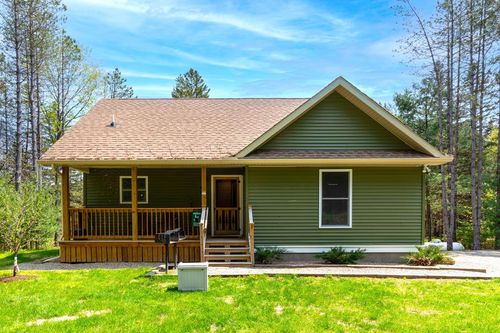 59 Hardy Rd, Wilmington, NY, 12997-2409 | Card Image