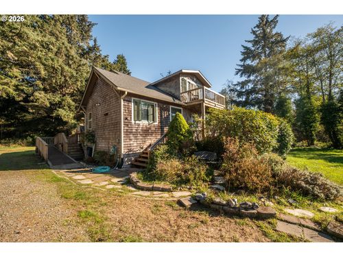 1218 Riverside Dr, Bandon, OR, 97411 | Card Image