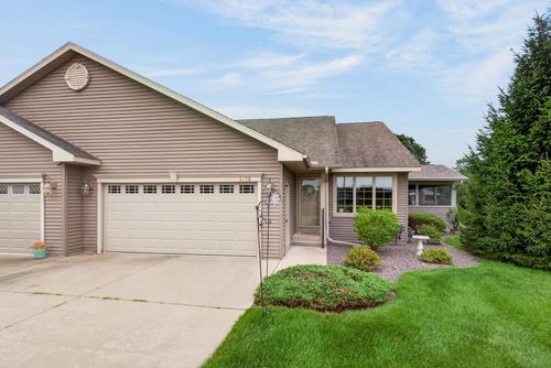 1430 Whitrock Avenue, Wisconsin Rapids, WI, 54494 | Card Image