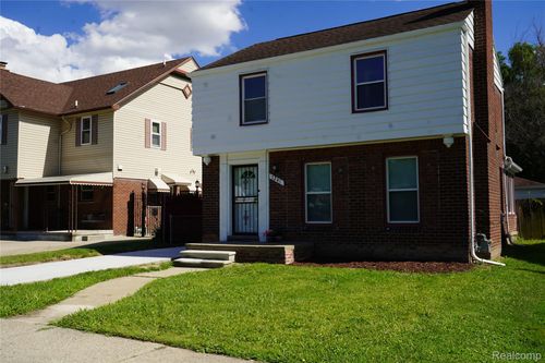7241 W Outer Dr, Detroit, MI, 48235-3107 | Card Image