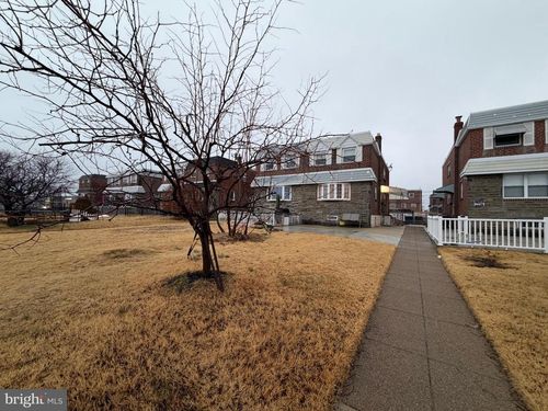 7338 Revere St, PHILADELPHIA, PA, 19152-4408 | Card Image