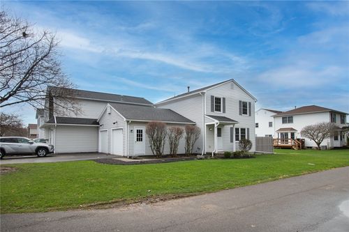 651 Neros Run, Webster, NY, 14580-4101 | Card Image