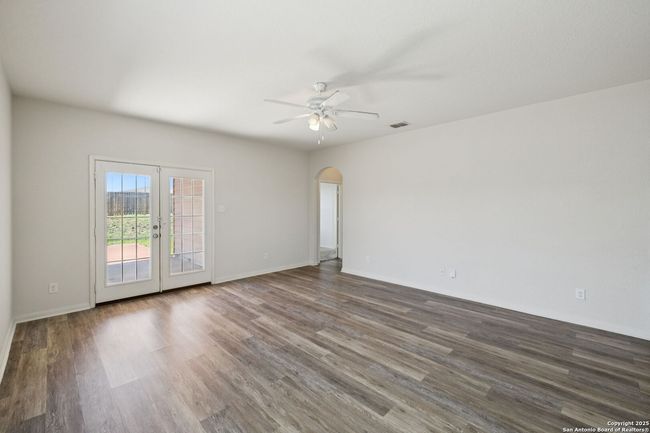 12102 Luckey Smt, House other with 3 bedrooms, 2 bathrooms and null parking in San Antonio TX | Image 8