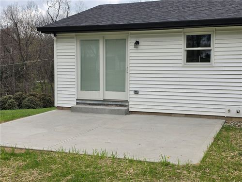 111 Robinson Run Rd, Butler, PA, 16002-8821 | Card Image