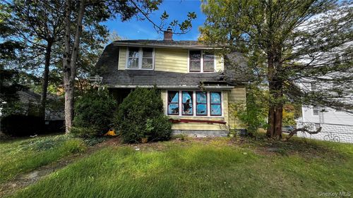 11 Ridge Road, New Paltz, NY, 12561 | Card Image