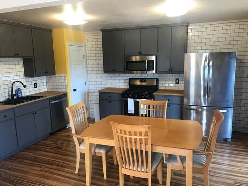 apt-b-7212 Meador Ave, Austin, TX, 78752-2783 | Card Image
