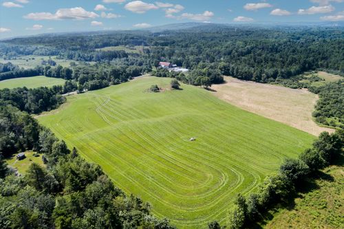 91 Simonton Road, Camden, ME, 04843 | Card Image